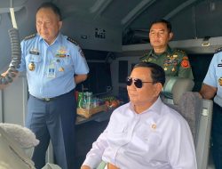 Menhan Prabowo Joy Flight Bareng Rekan Media, Jajal Pesawat C-130J Super Hercules  