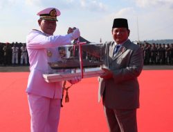 Menhan Prabowo Serah Terimakan Dua KRI ke TNI AL : Pulau Fani-731 dan Pulau Fanildo-732