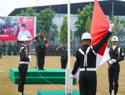 Danrem 042/Gapu Pimpin Upacara Bendera 17-an Bulan September 