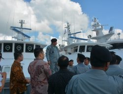 Kepala Bakamla RI Tinjau Kesiapan Unsur dan Personel Zona Bakamla Barat