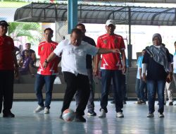 Eksebisi PWI vs Polda Tandai Laga Futsal PWI Lampung dimulai