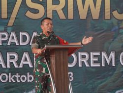 Mayjen TNI Yanuar Adil Berikan Pengarahan Kepada Prajurit dan PNS Serta Persit Jajaran Korem 042/Gapu