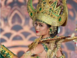 Cantik dan Anggunnya Puteri Indonesia Farhana Nariswari untuk Indonesia ke Jepang