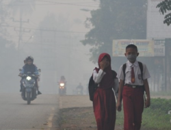 Kabut Asap Kembali Memburuk, Pemkot Jambi Kembali Rumahkan Siswa Untuk Sekolah Daring