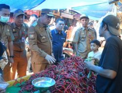 Dengar Isu Kenaikan Harga, H Mukti Sidak ke Pasar Baru