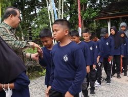 Lepas 70 Aggota Tim Drumband Pelajar Merangin H Mukti Pesan Jaga Kesehatan