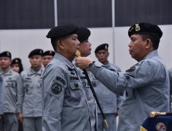 Laksdya TNI Dr. Irvansyah Pimpin Sertijab Kepala Zona Bakamla Barat 