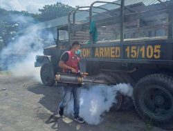 Hujan Datang, Cegah DBD Yonarmed 15 Fogging Asrama