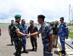 Danrem 044/Gapo Sambut Kedatangan Pesawat Jupiters Aerobatic Team (JAT) TNI AU