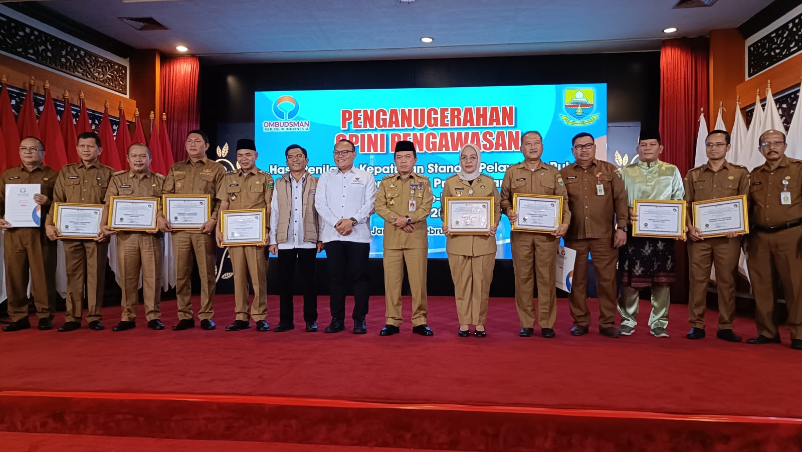 penganugerahan penghargaan ombudsman