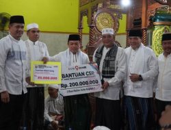 Gubernur Jambi H Al Haris Serahkan Tali Asih, Penghargaan dan Santunan Bagi PNS Purnabakti