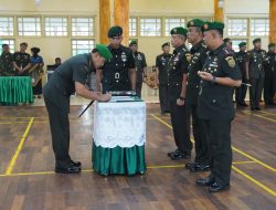 Brigjen TNI Rahmat Pimpin Sertijab Pejabat Kasi Intel dan Kasi Pers Kasrem 042/Gapu