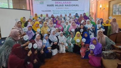 Bersama Perempuan ICMI, Ratusan Wakil Ormas Deklarasikan Hari Hijab Nasional