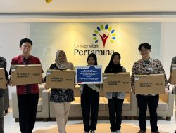 Dorong Prestasi Penerima Beasiswa, PHR  Berikan Bantuan Laptop