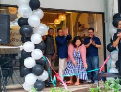 Soft Opening Barbershop Pedjuang, Sediakan Promo Diskon 50% dan Kopi Gratis Usai Potong Rambut