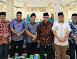 H Maulana Bersilaturahmi Bersama LAM Kota Jambi