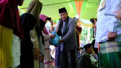 Wagub Jambi H Abdullah Sani Berbuka Bersama Ratusan Masyarakat Serai Serumpun