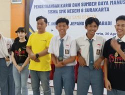 Film Syirik Neraka Pantai Laut Selatan Goes To School dan Radio di Surakarta.