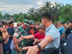 Babinsa Kodim Tanjab dan Warga Temukan Korban Tenggelam di Sungai