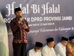 Pimpinan dan Anggota DPRD Gelar Halal Bihalal Bersama Sekretariat Dewan