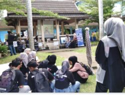 Mahasiswa PBSI Universitas Jambi Gelar Pameran Jurnalistik