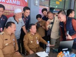 Jaringan Internet di Muara Emat Kian Mantap, Gubernur Jambi H Al Haris Langsung Tes Video Call