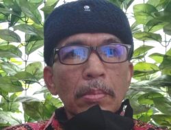 Menghindari Sifat Tertutup dan Apatis dalam Interaksi Sosial