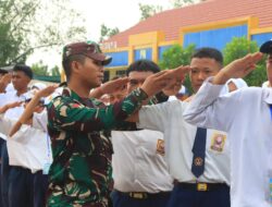 Tingkatkan Disiplin 249 Siswa SMK, Prajurit Kodim Tanjab Beri Pembekalan Kedisiplinan