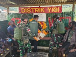 Literasi Satgas TNI Disambut Gembira Warga Yigi