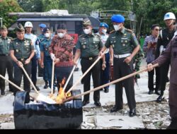 Pangdam Tanjungpura Bersama Orjen TNI Musnahkan Barang Bukti Sabu 21,028 Kg di Otmil II-06 Pontianak