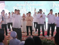 Peringati 10 Muharram, Gubernur Al Haris Santuni 2.185 Anak Yatim