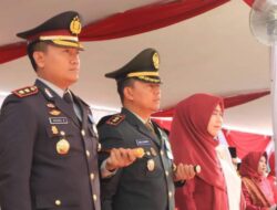 Dandim 0419/Tanjab Hadiri Upacara Pengibaran Bendera Duplikat Merah Putih Peringatan HUT RI ke-79 