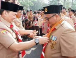 Pj Wako Lubuk Linggau Terima Lencana Melati Gerakan Pramuk