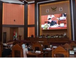 Rapat Paripurna DPRD, RAPBD 2025 Disahkan Jadi APBD