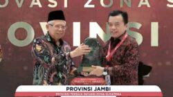 Al Haris Terima Penghargaan Paritrana Award 2024 dari Wapres Ma’aruf Amin