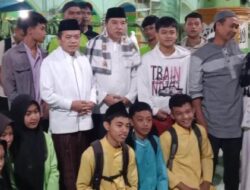 Pj Bupati Dampingi Gubernur Shubuh Jemaah di Kungkai, Serahkan Bantuan Paket Sembako dan Santunan