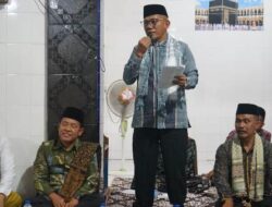 Ustadz Innayatullah Bikin Ngakak Warga Salambuku Saat  Pj Bupati Merangin Maulid di Masjid At Muttaqin