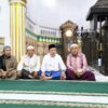 Al Haris Subuh Berjamaah Bersama Warga di Masjid Tua Bungo