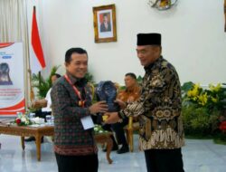 Al Haris Pernah Terima Penghargaan dari Wapres RI Sebagai Pemerintah Provinsi Terbaik Zona Sumatera: Lindungi Puluhan Ribuan Pekerja Rentan