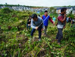 Al Haris Gontong Royong Bersama Warga Bagan Pete Kota Jambi