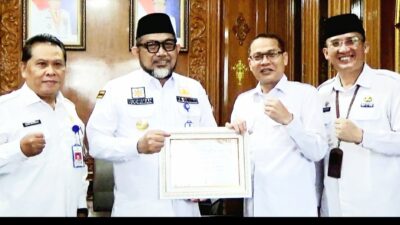 Capai Nilai Indeks Pembangunan Statistik dengan Predikat BAIK, Pemprov Terima Penghargaan dari BPS Provinsi Jambi