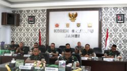 Danrem 042/Gapu Hadiri Rakor Kesiapan PAM Pilkada Serentak 2024 dan Evaluasi Program Unggulan TNI AD Secara Vicon