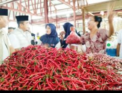 Blusukan ke Pasar Auduri, Pedagang Siap Menangkan Rahman – Guntur