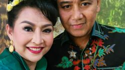 Ratna Listy Bagikan Pengalaman di Diskusi Hari Ibu: “Ngobrol Santai Bareng Perempuan Hebat