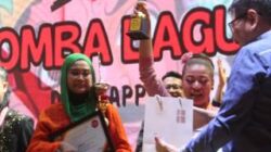 Leoni dari DPC PAPPRI Kepulauan Seribu Raih Juara 1 Lomba Lagu Betawi 2024