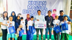 Karyawan XL Axiata Gelar Khitanan Puluhan Penyandang Disabilitas