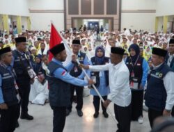 Lepas JCH Kloter 20, Pesan Gubernur Jambi: Perbanyak Istighfar Selama di Makkah