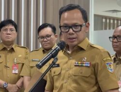 Pendidikan Dasar ( SD,SMP Madrasah) Gratis, Tidak ada Pungutan