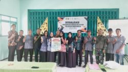 Sosialosasi Gerakan Ayah Teladan Indonesia (GATI) Berlangsung Di SMPN 1 Grujugan Bondowoso