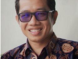 Scroll, Klik, Lalu Percaya: Kebiasaan Pilih-Pilih Berita